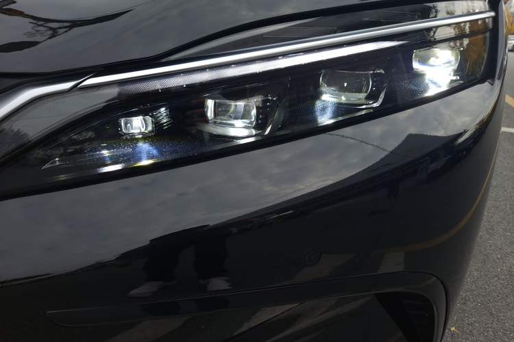 Used BYD Han 2024 EV Glory Edition 506KM Front-Wheel-Drive Premium Model
