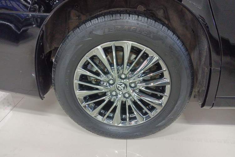 Used Toyota Alphard 2021 Dual-Engine 2.5L Luxury Edition
