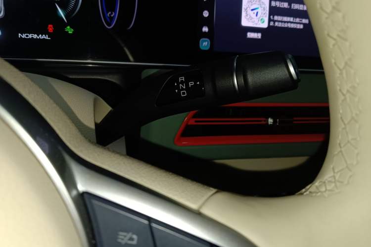 Used ORA Good Cat 2023 401 km Standard Range Prestige Version Lithium Iron Phosphate
