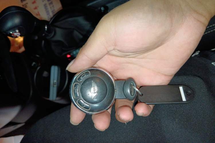 Used  Countryman 2014 1.6T COOPER S
