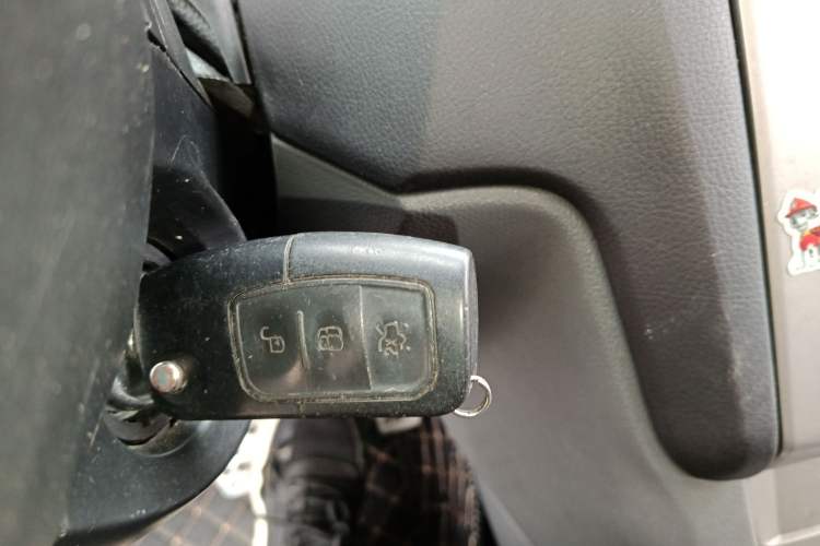 Used Ford Focus 2013 Hatchback Classic 1.8L Automatic Base Model
