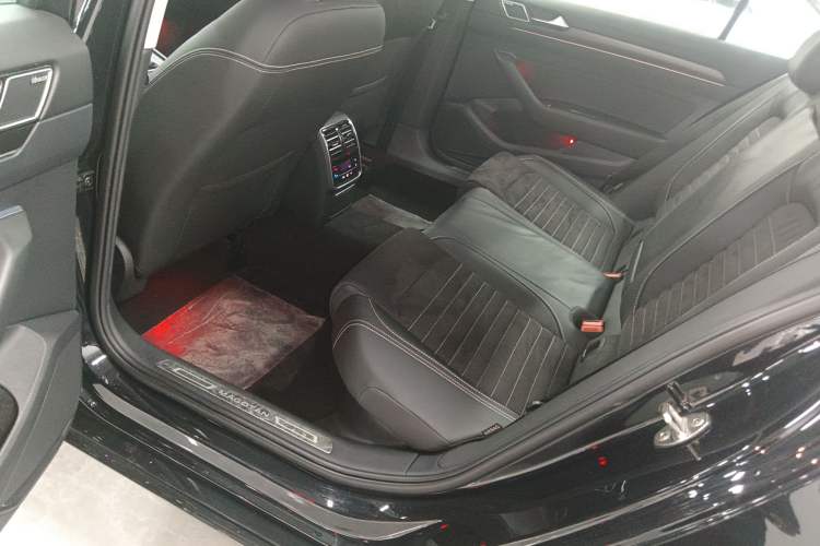 Used Volkswagen Magotan 2020 330TSI DSG Luxury Edition