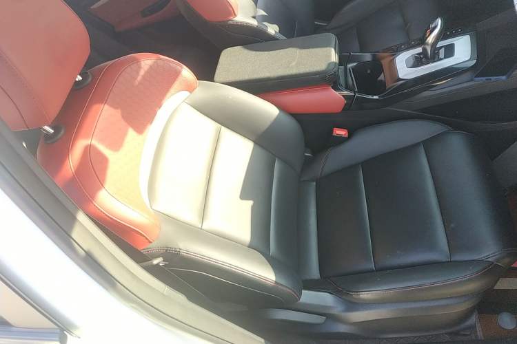 Used MG 5 2021 300TGI DCT Elegant Luxury Edition
