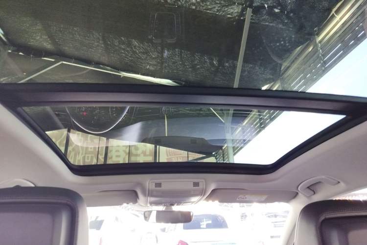 Used Volkswagen Magotan 2017 330TSI DSG Luxury Model
