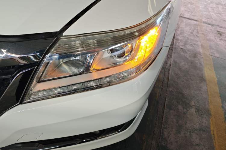 Used Honda Crider 2016 1.8L CVT Luxury Edition
