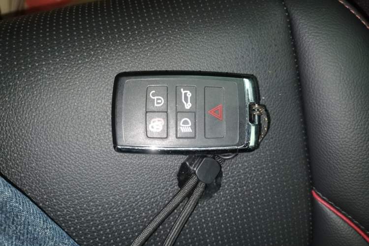 Used Land Rover Discovery Sport 2023 249 PS R-Dynamic S Performance Edition
