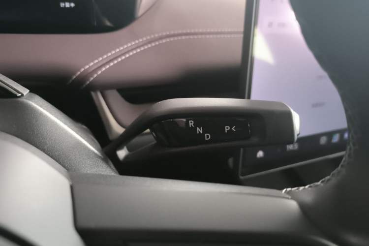 Used Xiaomi Auto SU7 2024 Rear-Drive Long-Range Intelligent Driving Version
