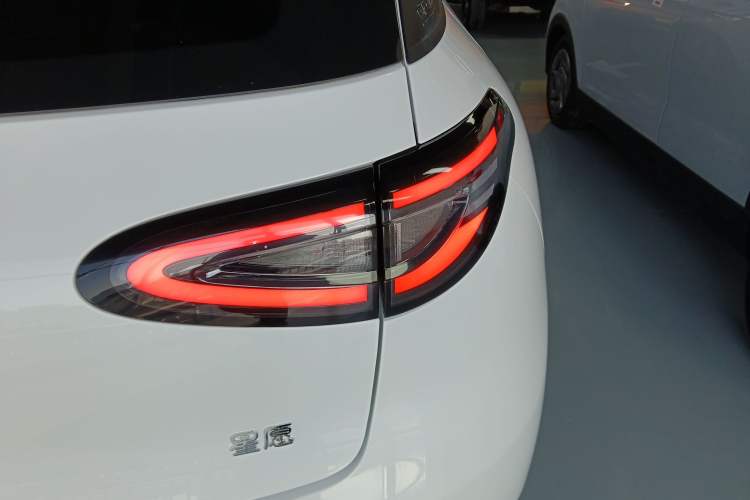 Used  Geome 2025 310km Youth Edition