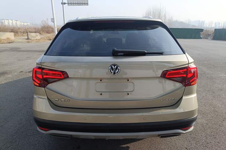 Used Volkswagen C-TREK 2018 1.5L Automatic Comfort Model
