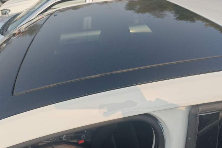 Used Volkswagen Golf 2016 230TSI Automatic Comfort Version
