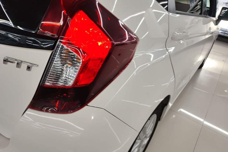 Used Honda Fit 2018 1.5L CVT Comfort Sunroof Version
