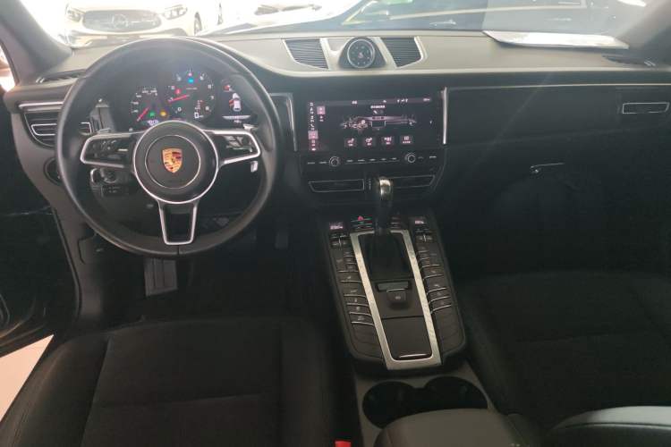 Used Porsche Macan 2021 Macan 2.0T