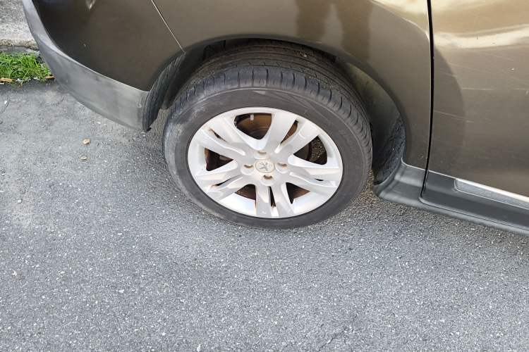 Used Peugeot 3008 2013 2.0L Automatic Trend Edition