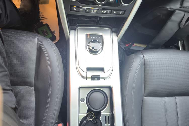 Used Land Rover Discovery Sport 2017 2.0T SE
