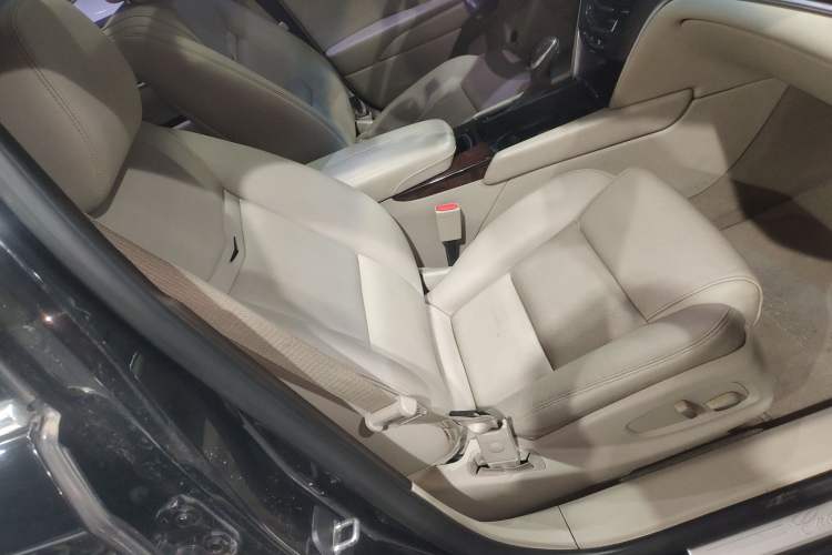 Used Cadillac XTS 2014 28T Comfort Version