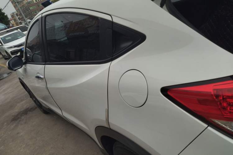 Used Honda Vezel 2020 1.5L CVT Pioneer Edition