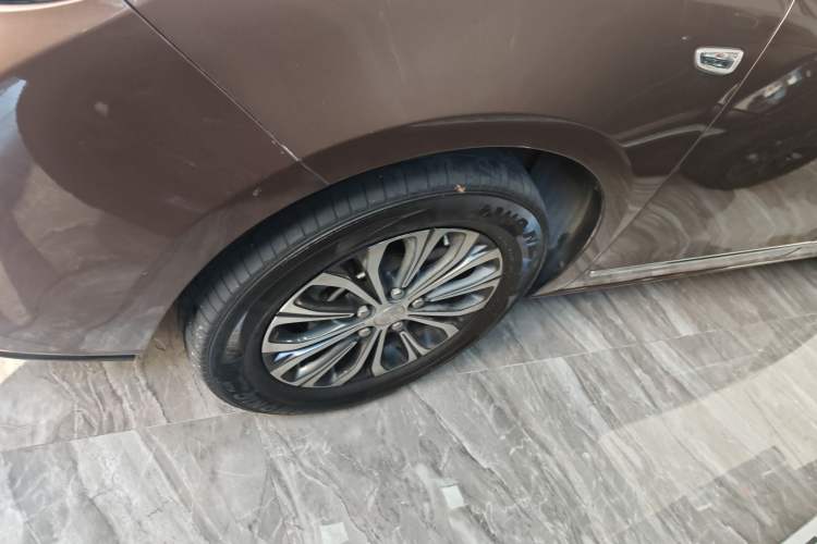 Used Buick GL8 2021 Land Cruiser Executive Class 652T Luxury Model
