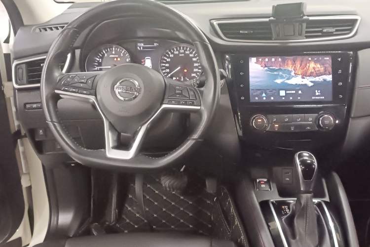 Used Nissan Qashqai 2021 2.0L CVT Luxury Edition
