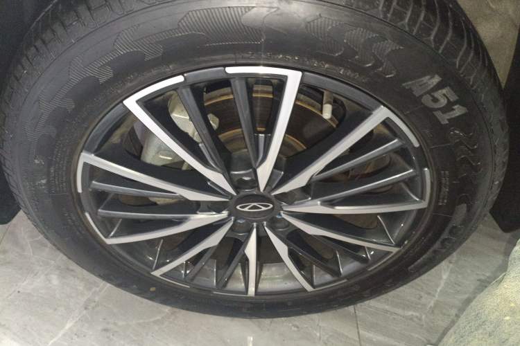 Used Chery Tiggo 8 PRO 2024 Champion Edition 290T Two-Wheel Drive Shining Version 7 Seats
