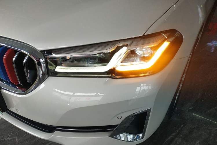 Used BMW 5 Series 2022 Restyled 525Li Luxury Package
