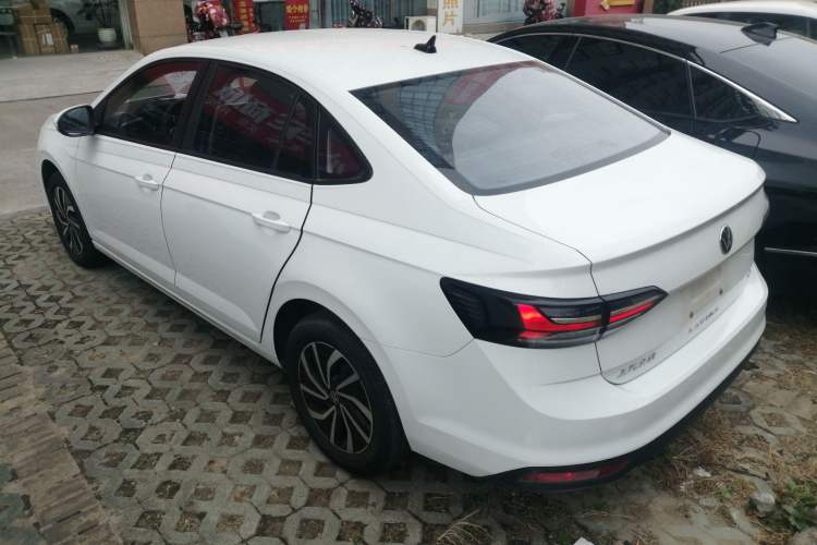Used Volkswagen Lavida 2023 New Rui 1.5L Automatic New Yi Edition