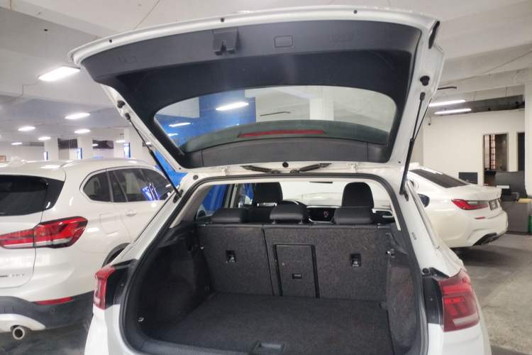 Used Volkswagen T-ROC 2022 280TSI DSG Two-Wheel Drive Elite PLUS
