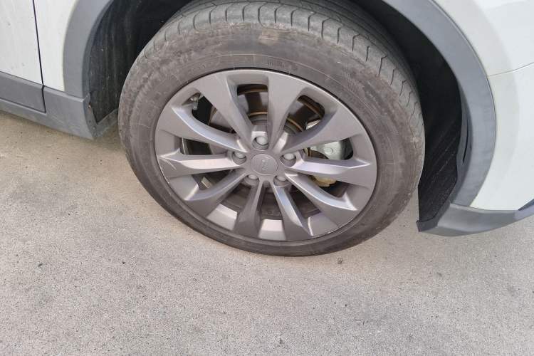 Used Geometry C 2020 Premium Range Edition 400 KM C+ Pro
