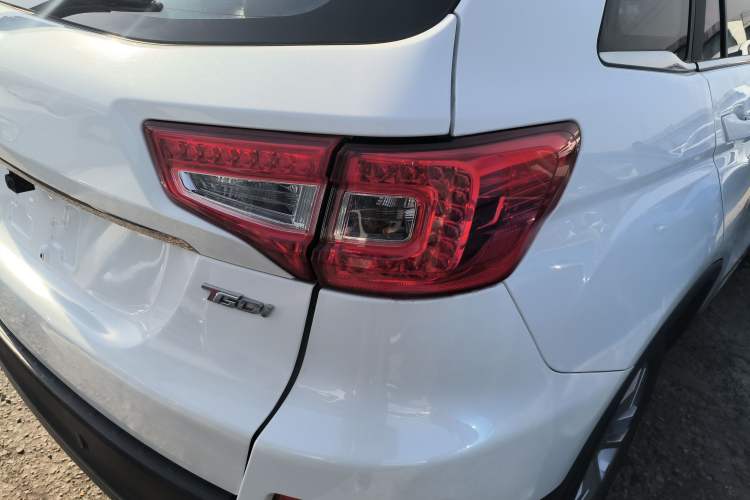 Used Changan CS75 2017 Shangkui Edition 1.5T Automatic Fengyue Model
