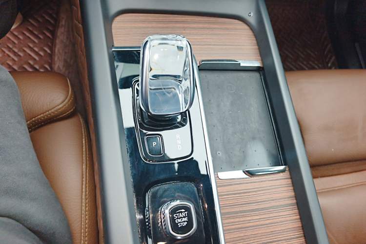 Used Volvo XC60 2022 B5 4x4 Smart Luxury Edition
