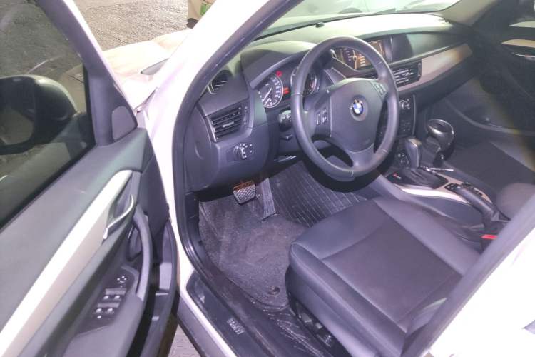 Used BMW X1 2012 sDrive18i Luxury Edition