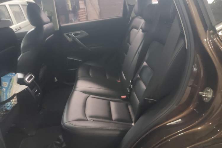 Used Geely Auto Emgrand X7 Sport 2018 1.8TD Automatic Two-Wheel Drive Smart Connect 4G Internet Edition
