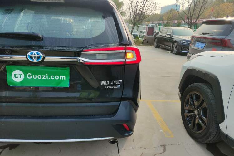 Used Toyota Wildlander 2023 Dual-Motor 2.5L E-CVT Four-Wheel Drive Prestige Edition