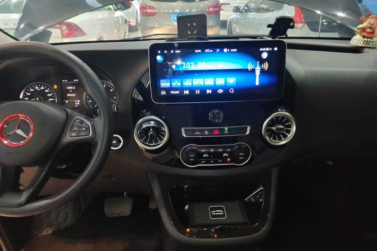 Used Mercedes-Benz Vito 2021 2.0T Elite Version 7 Seats