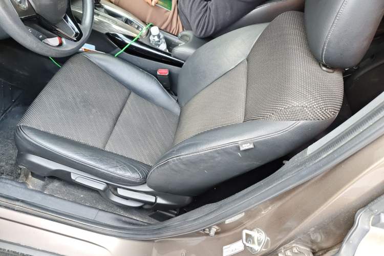 Used Honda XR-V 2017 1.5L LXi CVT Classic Edition
