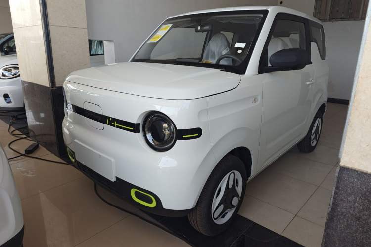 Used Geely Galaxy Panda 2025 210 km – Yuanqi Bear