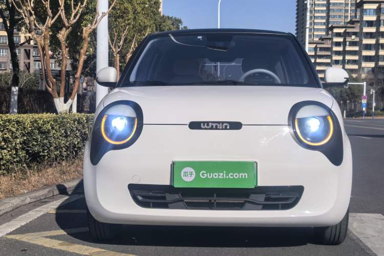 Used  Lumin 2023 301km Honey Dew Edition
