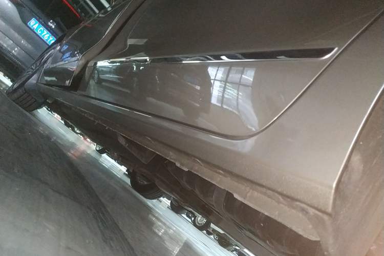 Used Buick GL8 2021 ES Landtrek 653T Luxury Model
