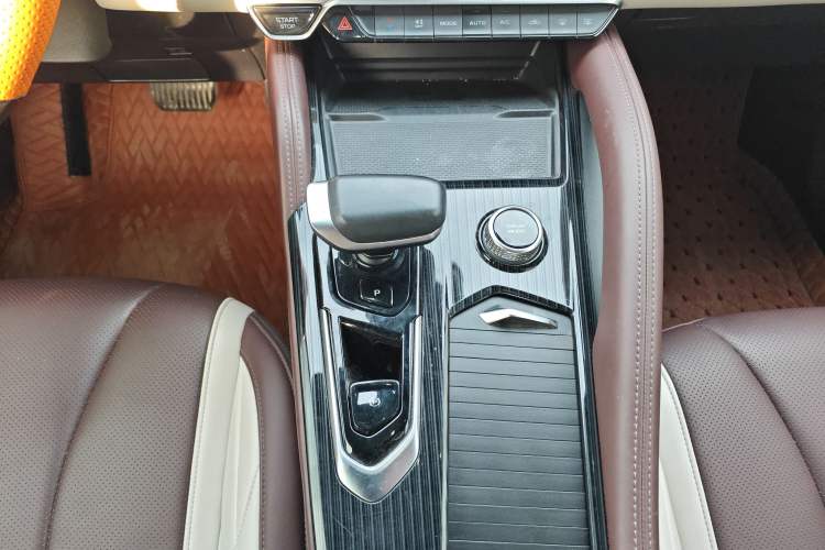 Used Geely Auto Monjaro L 2021 2.0TD High-Power Automatic All-Wheel-Drive Flagship Version
