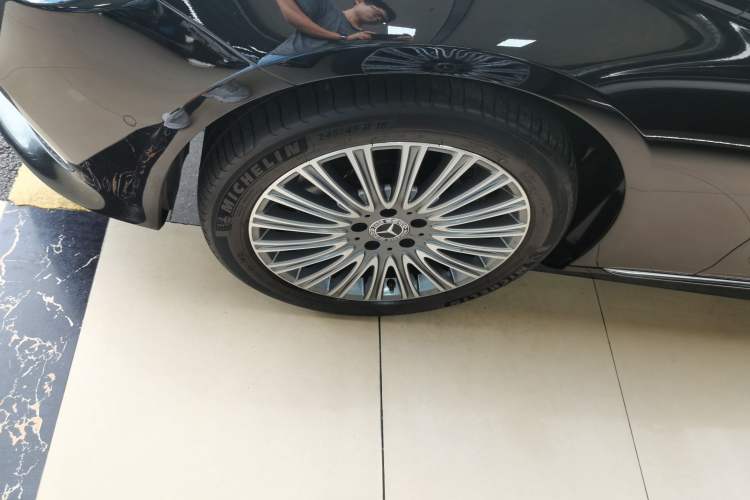 Used Mercedes-Benz E-Class 2020 Restyled E 300 L Exclusive Edition
