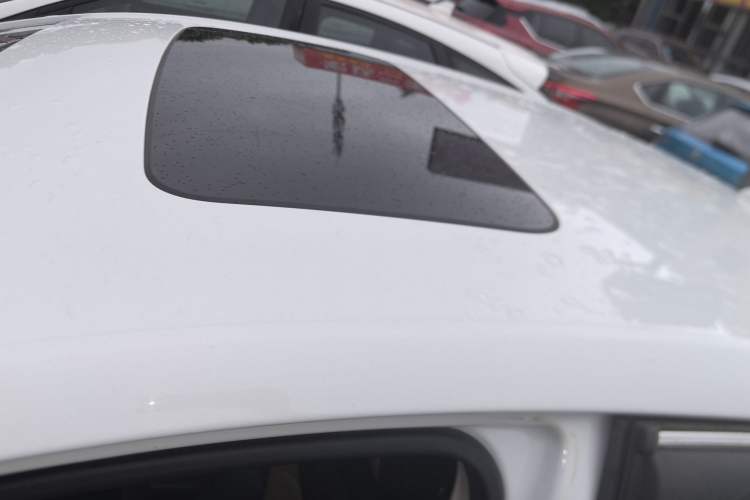 Used Chevrolet Monza 2021 320 Automatic Enjoyment Sunroof Edition
