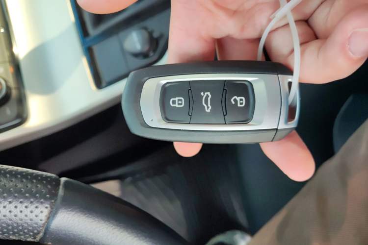 Used Geely Auto Emgrand GL 2017 1.8L Manual Elite Model
