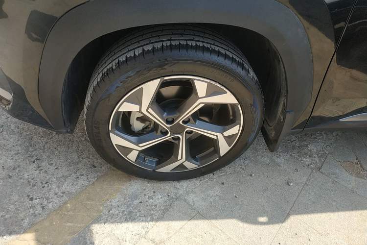 Used Geely Auto FX11 2023 2.0TD DCT Prestige Edition