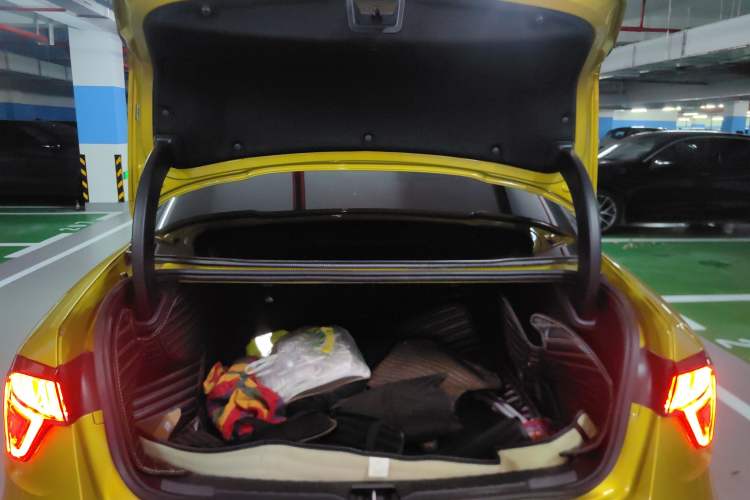 Used Lynk & Co 03 2021 03+ 2.0TD Automatic Wind-Chasing Edition
