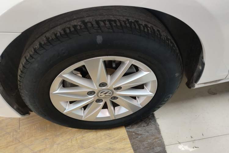 Used Volkswagen Golf 2016 1.6L Automatic Fashion Model