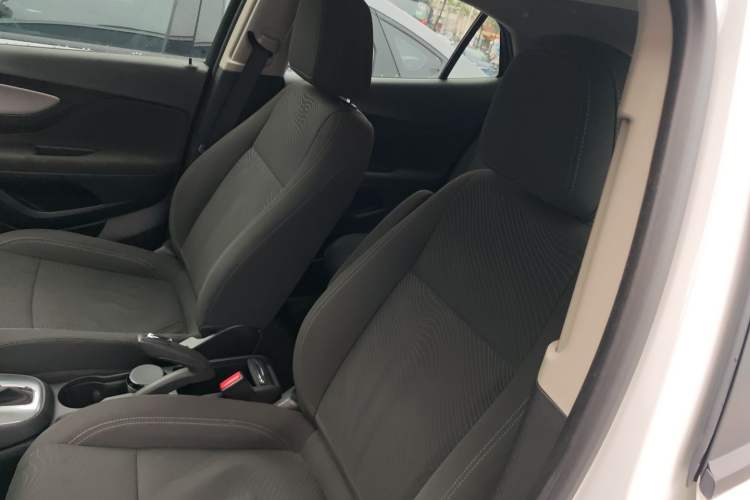 Used Buick Encore 2014 1.4T Automatic Two-Wheel Drive Urban Elite Model
