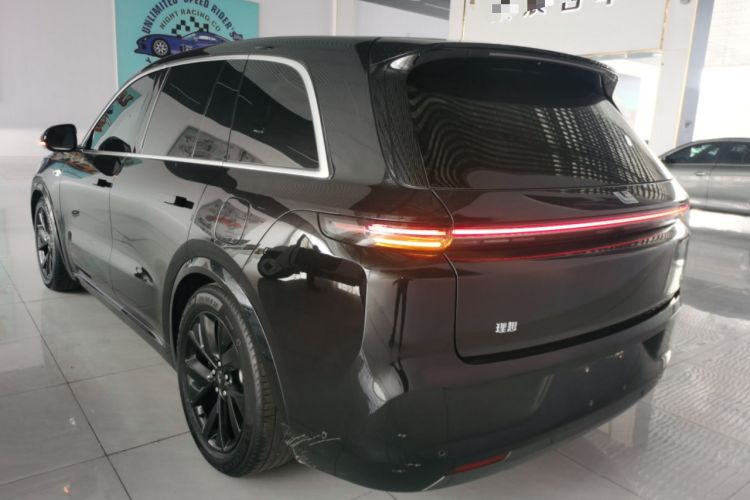 Used Li Auto L8 2023 Max model
