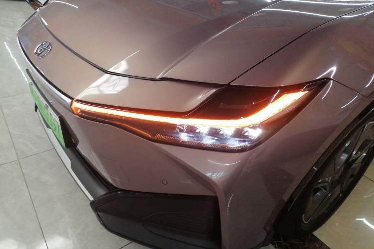 Used Toyota bZ3 2023 616 km Long-Range Premium
