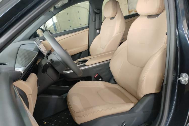 Used ARCFOX Alpha T5 2025 520 PRO
