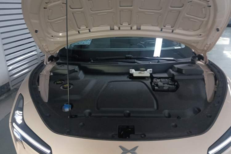 Used XPeng MONA M03 2024 620 with Ultra-Long Range
