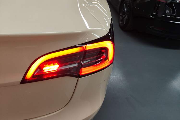 Used Tesla Model 3 2022 Rear-Wheel-Drive Version
